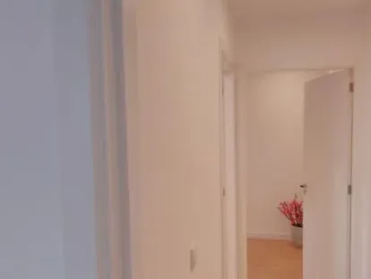 Bedrijfsruimte gerenoveerd en afgewerkt door KOZ BOUW BV.