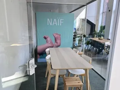 Bedrijfsruimte gerenoveerd en afgewerkt door KOZ BOUW BV.