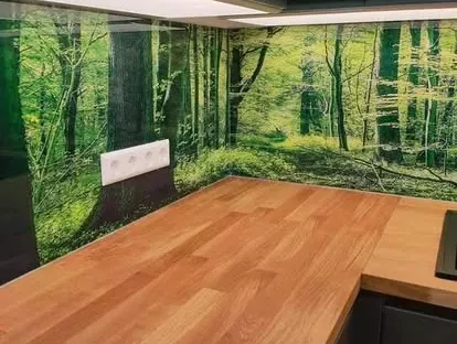 Interieur van een bedrijfspand na bouwkundige renovatie.