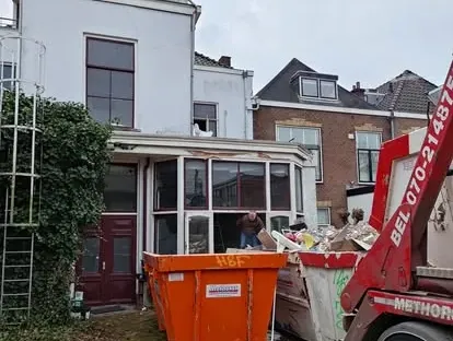 Werk in uitvoering tijdens een renovatieproject van KOZ BOUW BV.