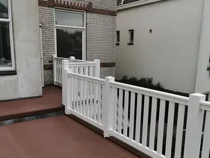 Gevel- en buitenrenovatie uitgevoerd door KOZ BOUW BV.