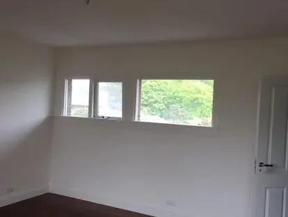 Kozijnen, gevel en buitenwerk na werkzaamheden van KOZ BOUW BV.