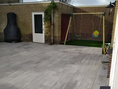 Gevel- en buitenrenovatie uitgevoerd door KOZ BOUW BV.