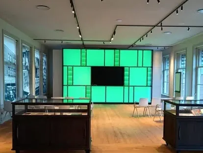 Kozijnen, gevel en buitenwerk na werkzaamheden van KOZ BOUW BV.