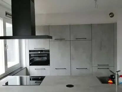 Nieuwe keuken als onderdeel van een complete woningrenovatie.