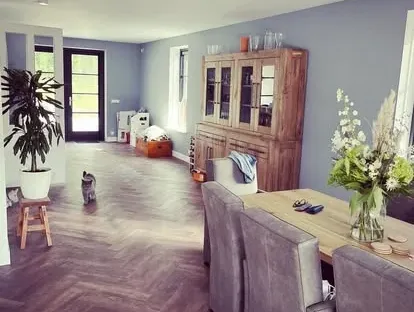 Gerenoveerde keuken met maatwerk afwerking door KOZ BOUW BV.
