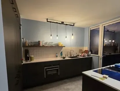 Nieuwe keuken als onderdeel van een complete woningrenovatie.