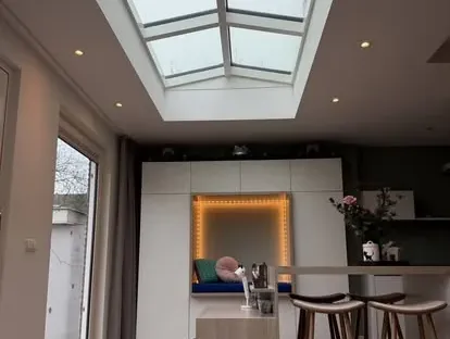Vernieuwd interieur na een complete woningrenovatie door KOZ BOUW BV.