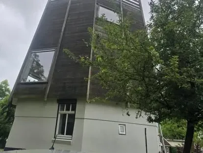 Vernieuwd interieur na een complete woningrenovatie door KOZ BOUW BV.