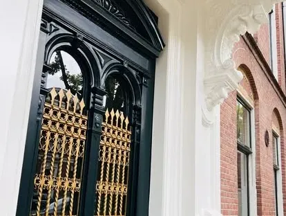 Maatwerk en interieurafwerking tijdens een renovatie van KOZ BOUW BV.